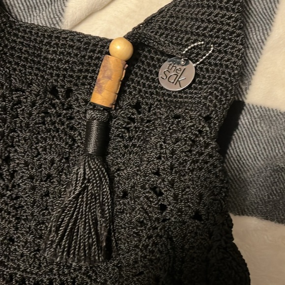 EUC The Sak McClaren Crochet Tote Purse with attached wristlet. Black. - Picture 4 of 17